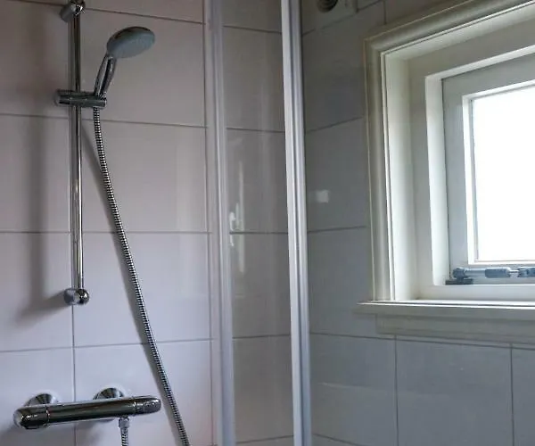 Mini De Fabriek 公寓 *